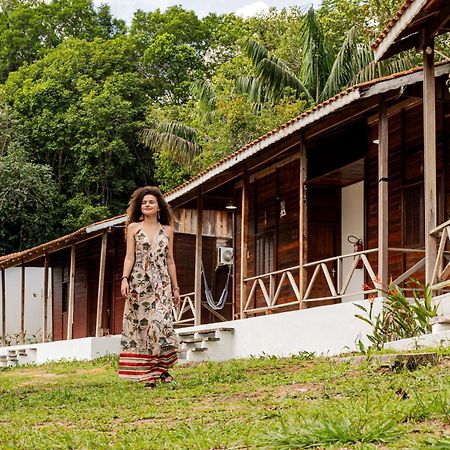 Refugio Mari Mari Lodge プレジデンテ・フィゲイレド エクステリア 写真